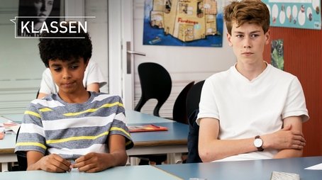 Should Hector sleep alone? (2020) - Episode 11 poster and promotional image