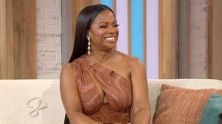 Kandi Burruss, Kym Whitley (2022) - Episode 1 poster and promotional image