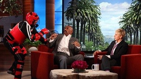 Steve Harvey, Rachel Maddow, Robyn (2011) - Episode 29 poster and promotional image