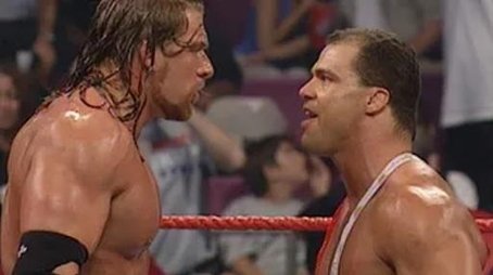 RAW is WAR 376 (2000) - Episode 32 poster and promotional image