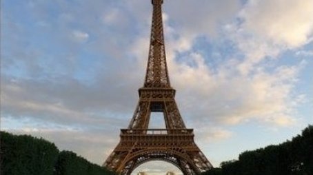 The Eiffel Tower (1995) - Episode 4 poster and promotional image