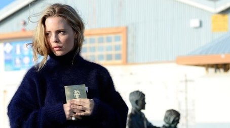 Melissa George (2012) - Episode 3 poster and promotional image