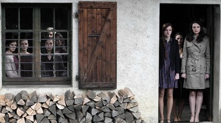 Esther (2015) - Episode 6 poster and promotional image