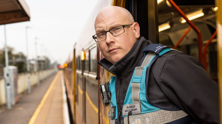 Fare Dodgers: At War with the Law Сезон 2