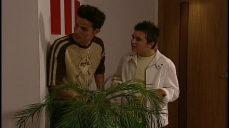 Enfrentados por Roberta (2005) - Episode 197 poster and promotional image