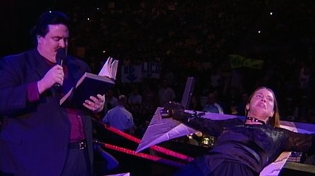 RAW is WAR 309 (1999) - Episode 17 poster and promotional image