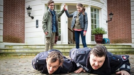 Alles steht Kopf (2017) - Episode 13 poster and promotional image
