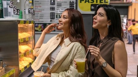 Bebidas do Mundo com Shay Mitchell14