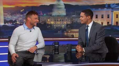 Ricky Martin (2018) - Episode 45 poster and promotional image