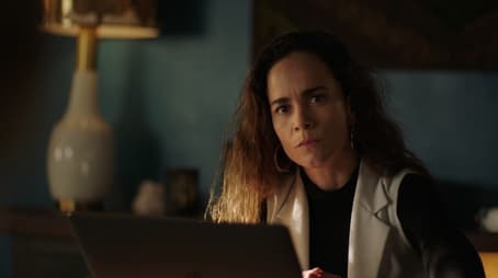 No Te Pierdas La Cabeza (2021) - Episode 3 poster and promotional image