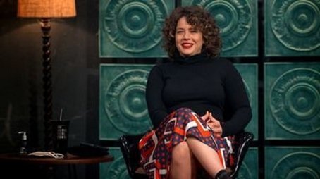 Alexandra Richter, Leandra Leal and Livia (2021) - Episode 37 poster and promotional image