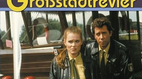 Season 11 (2001) - Season 11 poster and promotional image