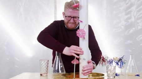 Ruben Søltoft wins hot dog competition (2018) - Episode 6 poster and promotional image