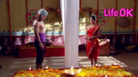 Parvati's lunch invitation (2012) - Episode 33 poster and promotional image