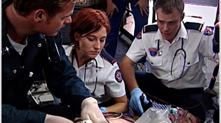 Head to Head (1999) - Episode 17 poster and promotional image