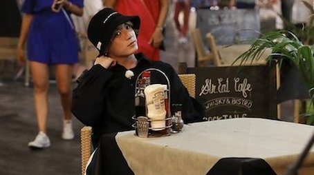 A night in Valletta with full of friendship (2018) - Episode 3 poster and promotional image