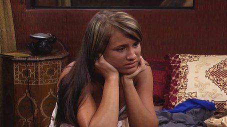 Live Eviction #9 (2004) - Episode 25 poster and promotional image