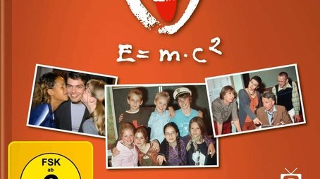 Season 4 (2001) - Season 4 poster and promotional image
