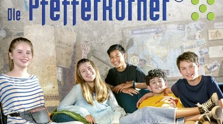 Season 18 (2022) - Season 18 poster and promotional image