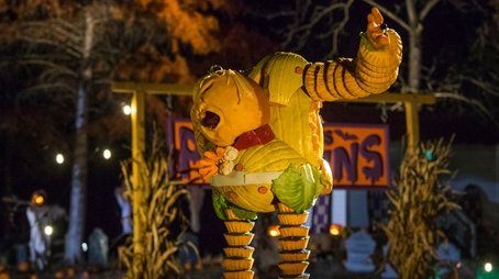 Sky-High Scares (2022) - Episode 3 poster and promotional image