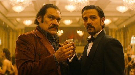 Narcos: México13