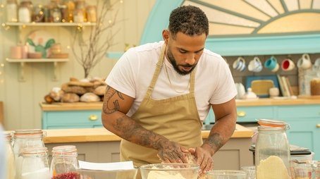 Patisserie Week (2022) - Episode 9 poster and promotional image