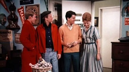 The Cunningham Caper (1975) - Episode 14 poster and promotional image