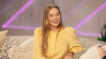 Margot Robbie, Diego Calva, Ingrid Andress (2023) - Episode 69 poster and promotional image