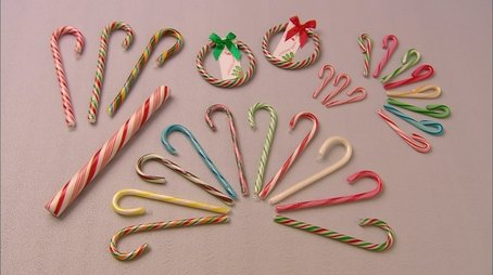 Bumpers, Lighting Gels and Camera Filters, Steam-Powered Models, Candy Canes (2008) - Episode 9 poster and promotional image