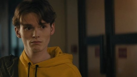 Between friends (2020) - Episode 6 poster and promotional image