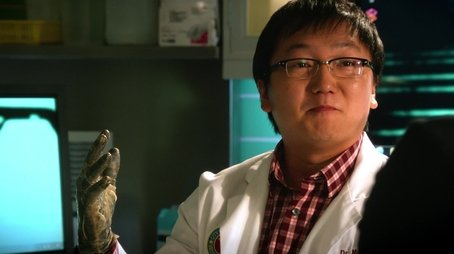 Mea Makamae (Treasure) (2011) - Episode 4 poster and promotional image