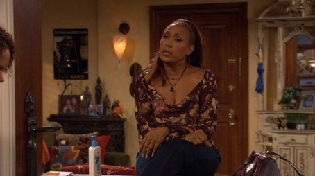 The Big Not So Loyal Family Episode (2004) - Episode 6 poster and promotional image
