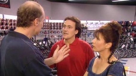 Au magasin de sport - Le jardinage 1 - Le nouveau chum de Loulou (1998) - Episode 4 poster and promotional image