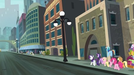 Rarity Takes Manehattan