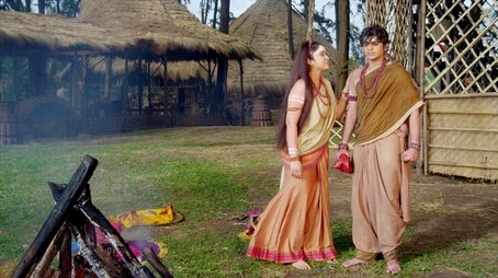 Dronacharya teaches Arjun the art of archery (2013) - Episode 2 poster and promotional image
