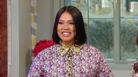 MVP of the kitchen Ayesha Curry is back (2019) - Episode 102 poster and promotional image