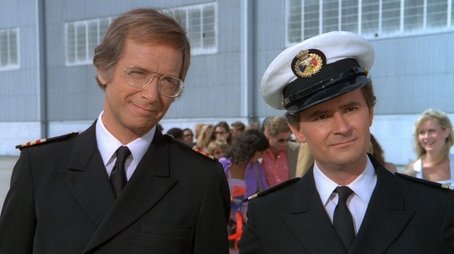 Greek Cruise: The Captain and the Kid/The Dean and the Flunkee/Isaac's Aegean Affair (2) (1983) - Episode 19 poster and promotional image