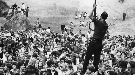 Pete Seeger: The Power of Song (2008) - Episode 1 poster and promotional image