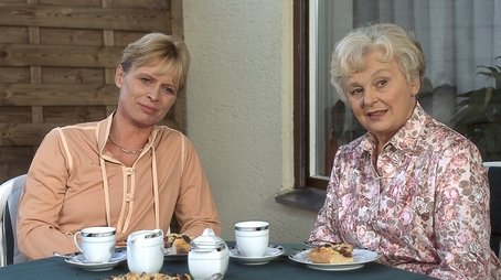Episode 10 (1995) - Episode 10 poster and promotional image