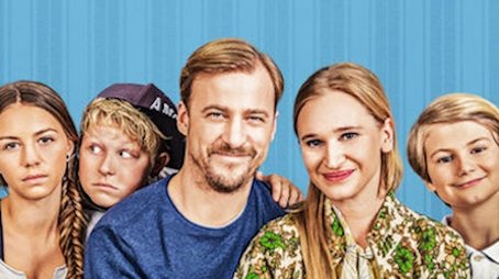 Bonus Family (2017) poster