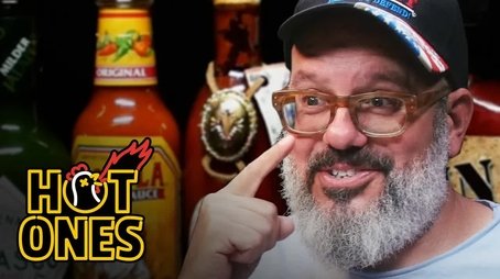 David Cross Embraces the Extremes of Spicy Wings (2016) - Episode 19 poster and promotional image
