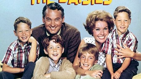 Please Don't Eat the Daisies (1965) poster