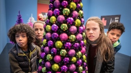 Stille Nacht (2018) - Episode 13 poster and promotional image