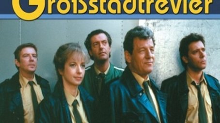Season 6 (1995) - Season 6 poster and promotional image