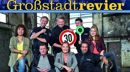 Season 30 (2017) - Season 30 poster and promotional image