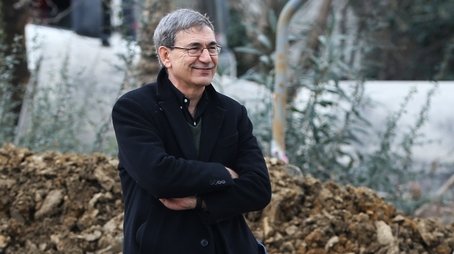 Orhan Pamuk: A Strange Mind (2018) - Episode 2 poster and promotional image