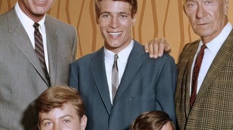 Season 6 (1965) - Season 6 poster and promotional image
