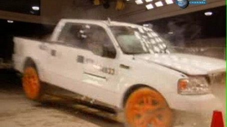 Lincoln Mark LT Bike 1 (2005) - Episode 30 poster and promotional image