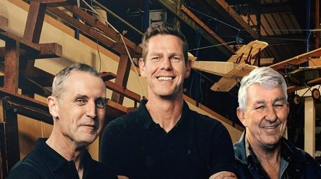 Salvage Hunters: The Restorers (2018) poster