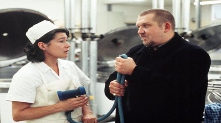 Köln - Death of a Child (2001) - Episode 12 poster and promotional image